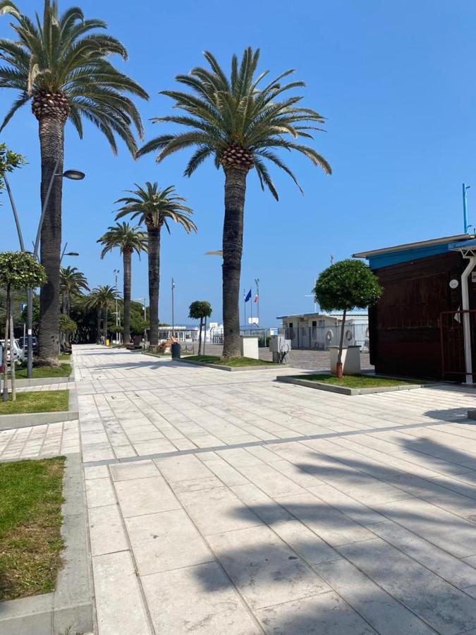 Villa Paolina Ceriale - App. 6 Posti Exterior foto